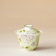 Load image into Gallery viewer, Hand Painted Hydrangea Porcelain Gaiwan Tea Tureen with Lid