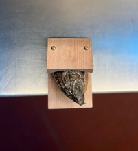 Load image into Gallery viewer, Oyster Shucking Clamp