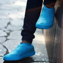 Load image into Gallery viewer, Ultra-Durable Silicovers Non-Slip Shoe Covers: Keep Your Shoes Clean & Dry