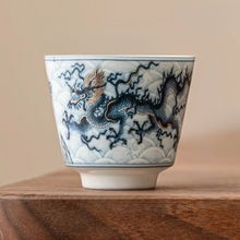 Load image into Gallery viewer, Blue and White Chinese Dragon Ceramic Gaiwan Tea Set