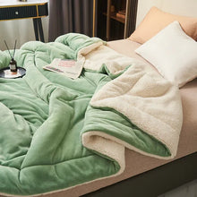 Load image into Gallery viewer, Warm Fleece Luxury Blanket