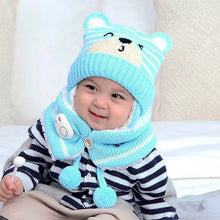 Load image into Gallery viewer, Baby Bear Knit Winter Hat