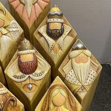 Load image into Gallery viewer, 9pcs Heaven Nativity Tree Pillar Statues