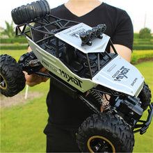Load image into Gallery viewer, Toy Monster Truck