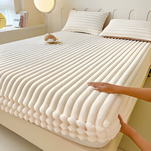 Load image into Gallery viewer, Ultra-Soft Luxury Fitted Bed Sheet