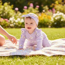 Load image into Gallery viewer, Baby Girls Daisy Print 3 Piece Outfit with Long Sleeve Romper Pants and Headband