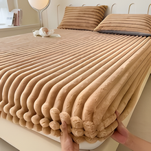 Load image into Gallery viewer, Ultra-Soft Luxury Fitted Bed Sheet