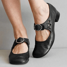 Load image into Gallery viewer, Unique leather sandals