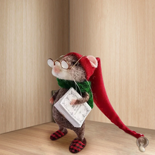Load image into Gallery viewer, Handmade Cute Needle Felted Mouse DIY Craft Kit