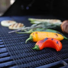 Load image into Gallery viewer, Grill Mat
