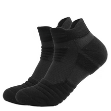 Load image into Gallery viewer, Breathable Moisture Wicking Athletic Basketball Socks for Men