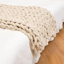 Load image into Gallery viewer, Chenille Chunky Knitted Blanket, Thick Cable Knit Throw for Couch Bed Sofa