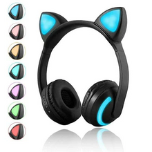 Load image into Gallery viewer, Cat Glowing Bluetooth Headphones