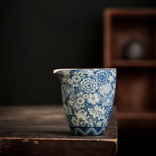 Load image into Gallery viewer, Retro Ceramic Tea Tureen Sancai Gaiwan Tea Maker