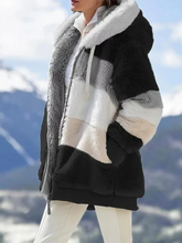 Load image into Gallery viewer, Contrasting Lamb Wool Padded Coat