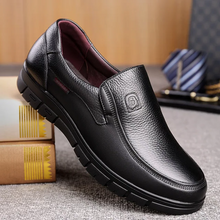 Load image into Gallery viewer, Men's casual shoes made of genuine leather