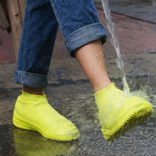 Load image into Gallery viewer, Ultra-Durable Silicovers Non-Slip Shoe Covers: Keep Your Shoes Clean & Dry