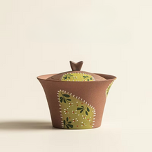 Load image into Gallery viewer, Hand Painted Daisy Patchwork Clay Gaiwan Tea Set