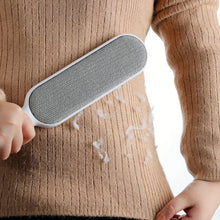 Load image into Gallery viewer, Environmentally Friendly 2-Sided Pet Hair Brush with Reusable Lint Remover