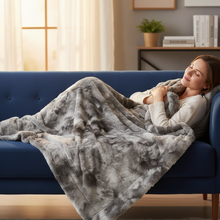 Load image into Gallery viewer, Faux Fur Wolf Blanket