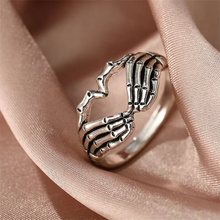 Load image into Gallery viewer, Gothic Black Heart and Dice Silver Ring Set for Women