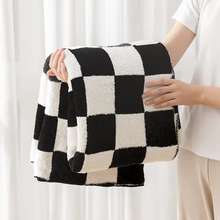 Load image into Gallery viewer, Nordic Soft Checkerboard Woven Blanket