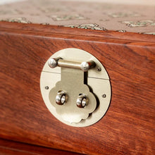 Load image into Gallery viewer, Retro Solid Wood Jewelry Storage Box Organizer