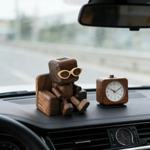 Load image into Gallery viewer, Wobbling Guy Wooden Car Diffuser with Natural Scent Diffusion