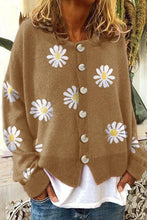 Load image into Gallery viewer, Floral Embroidery Knitted Sweater