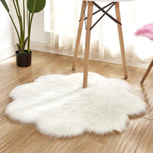 Load image into Gallery viewer, Fluffy Sheepskin Style Flower Rug for Bedroom