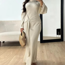 Load image into Gallery viewer, Women's Long Eid Abaya Dress – Modest Islamic Kaftan for Ramadan and Special Occasions