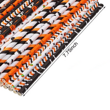 Load image into Gallery viewer, 25 Pack Christmas Kraft Paper Straws Colorful Printed Disposable Party Straws