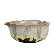 Load image into Gallery viewer, Petal Matcha Set 8 Piece Handcrafted Matcha Tea Ceremony Kit with Glazed Bowl and Whisk