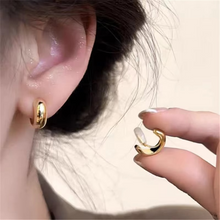 Load image into Gallery viewer, Gold Round Cuff Earrings for Women