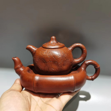 Load image into Gallery viewer, 6 Inch Yixing Purple Clay Teapot with Crack Texture Base