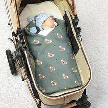 Load image into Gallery viewer, Super Soft Knit Baby Blanket with Cute Koala Design
