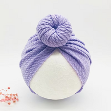 Load image into Gallery viewer, Cozy Knotted Baby Beanie with Bow Headband