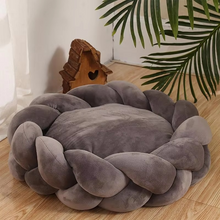 Load image into Gallery viewer, Round Cat Bed Comfortable Dog Bed – Soft, Hand-Knitted, and Machine Washable