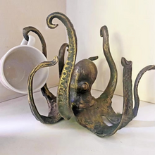 Load image into Gallery viewer, Octopus Design Mug Holder – Resin Coffee Cup Organizer with Nautical Charm