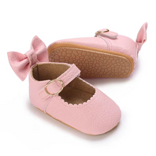Load image into Gallery viewer, Soft Leather Non Slip Baby Walking Shoes for Girls