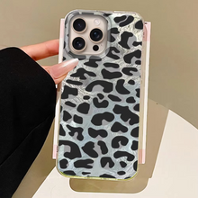Load image into Gallery viewer, Retro Red Leopard Vortex Texture Phone Case for Women