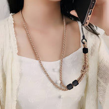 Load image into Gallery viewer, Adjustable Anti-Loss Lanyard for Phones and Speakers