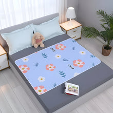 Load image into Gallery viewer, Travel Mattress Protector with Four-Layer Washable Waterproof Shield