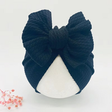 Load image into Gallery viewer, Cozy Knotted Baby Beanie with Bow Headband