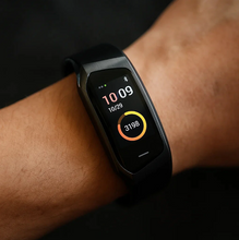 Load image into Gallery viewer, Smartwatch for Women with Heart Rate Monitor and IP67 Waterproof