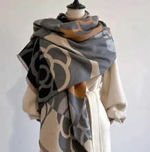 Load image into Gallery viewer, Reversible Printed Cashmere Scarf, Luxury Warmth And Style