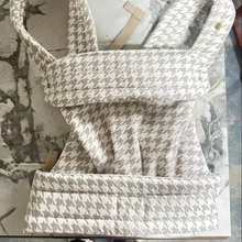 Load image into Gallery viewer, Soft Baby Sling Carrier for Newborns and Toddlers