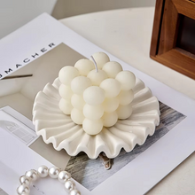 Load image into Gallery viewer, Elegant Ceramic Jewelry Tray with Ruffled Edge Decorative Organizer for Home