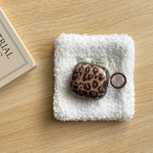 Load image into Gallery viewer, Autumn Retro Leopard Print Transparent Brown AirPods Case Cover