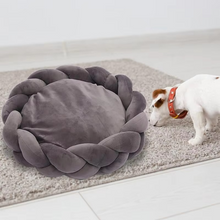 Load image into Gallery viewer, Round Cat Bed Comfortable Dog Bed – Soft, Hand-Knitted, and Machine Washable